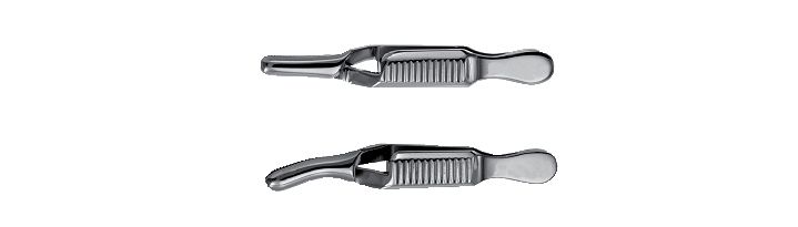 Serrefine Forceps